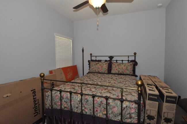 Building Photo - Brand NEW HOME for LEASE in Pflugerville!!!
