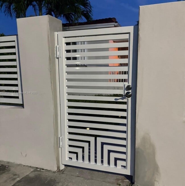 Building Photo - 3770 SW 1st St