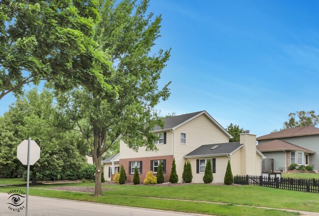 Building Photo - 8348 Adbeth Ave