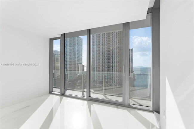 Building Photo - 300 Biscayne Blvd