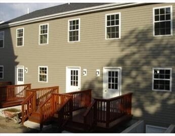 Building Photo - 26 A Batchelder St