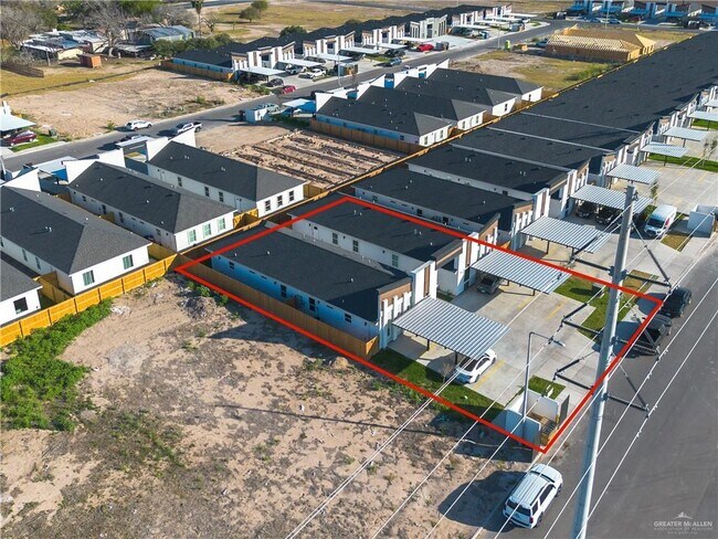 Building Photo - 24 N Onyx Ave