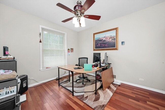 Building Photo - 2227 Avalon Ct S