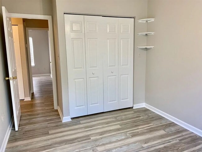 Building Photo - Affordable 4/3 Townhome in Timberwood
