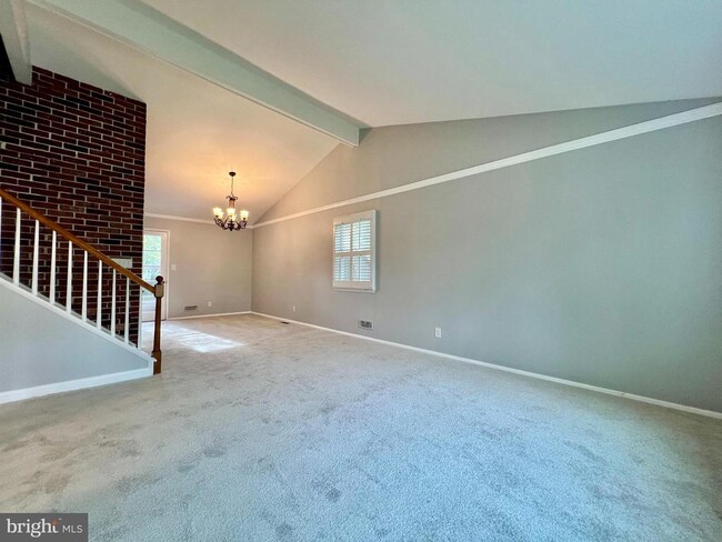 Building Photo - 437 Sudbury Rd