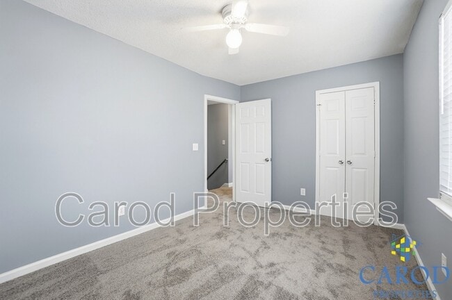 Building Photo - 2713 Daffodil Dr