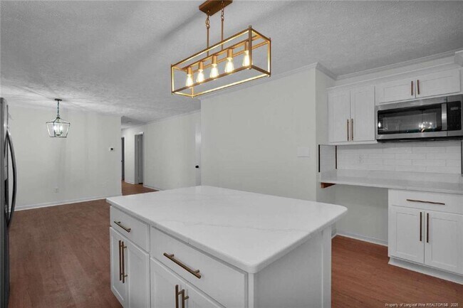 Building Photo - 301 Fairfield Rd