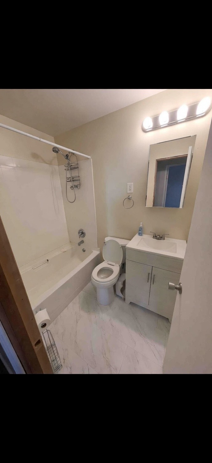 Building Photo - 439 Rosewood Ct