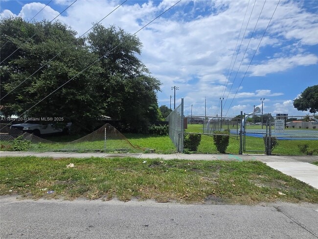 Building Photo - 8200 NW 23rd Ave
