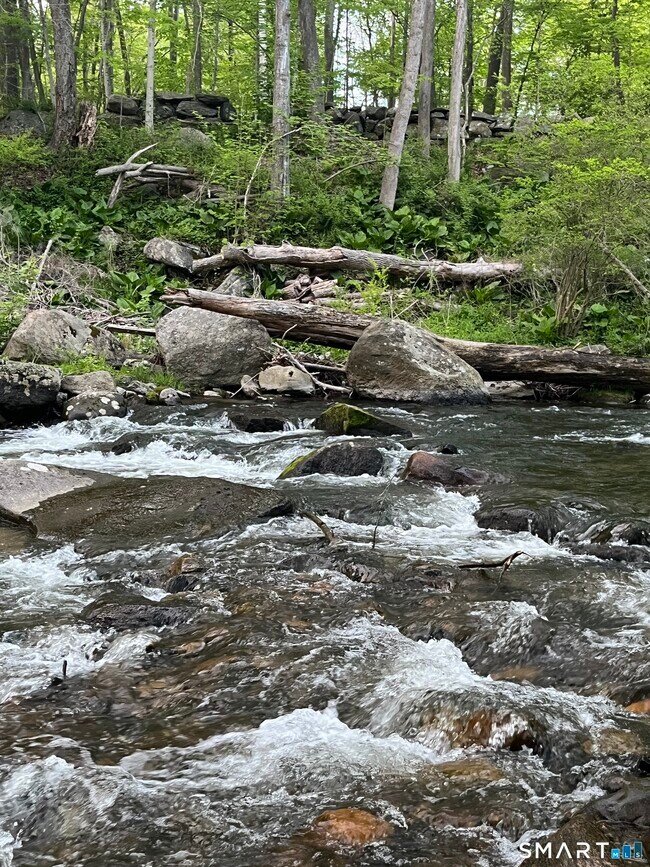 Building Photo - 21 Old Mill Rd