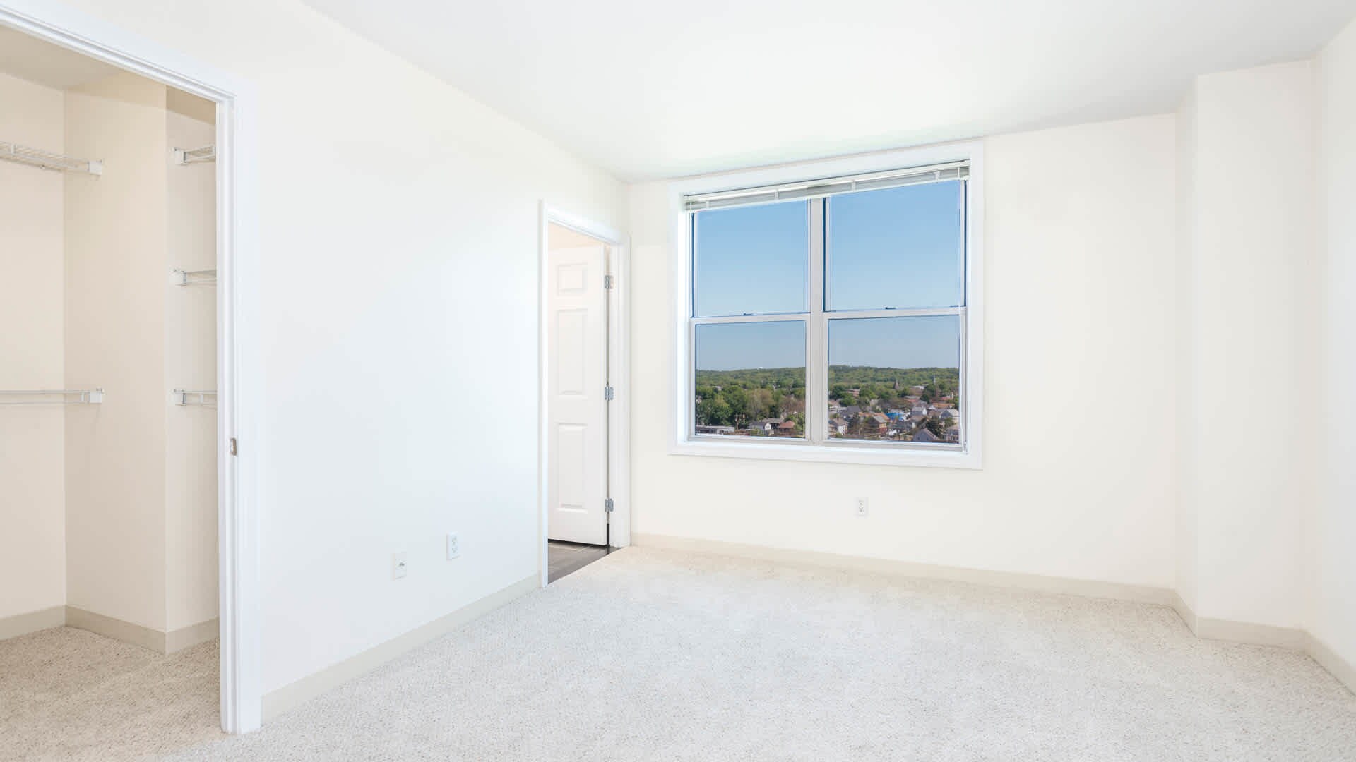 Building Photo - 70 Hope Ave