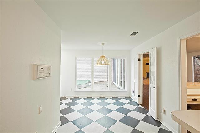 Building Photo - 3217 Squireswood Dr