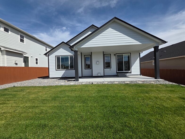 Building Photo - 9744 Picket Fence Way
