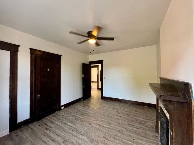 Building Photo - 301 W McMillan St