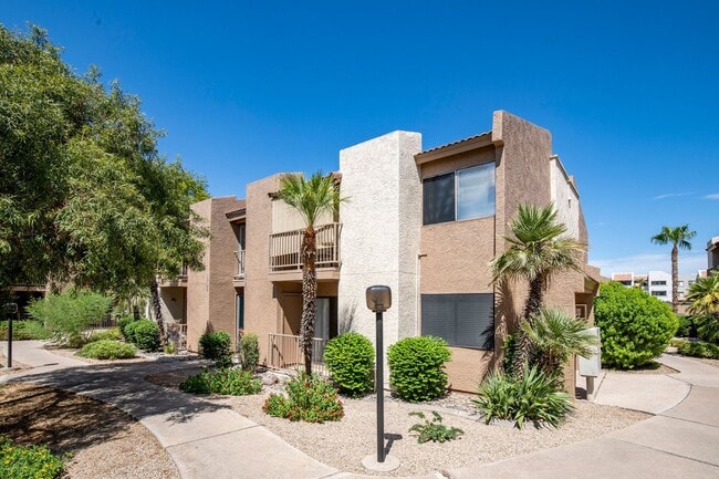 Building Photo - READY TO VIEW NOW! Spacious 1 Bed 1 Bath C...
