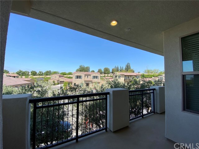 Building Photo - 220 Buena Vida Dr