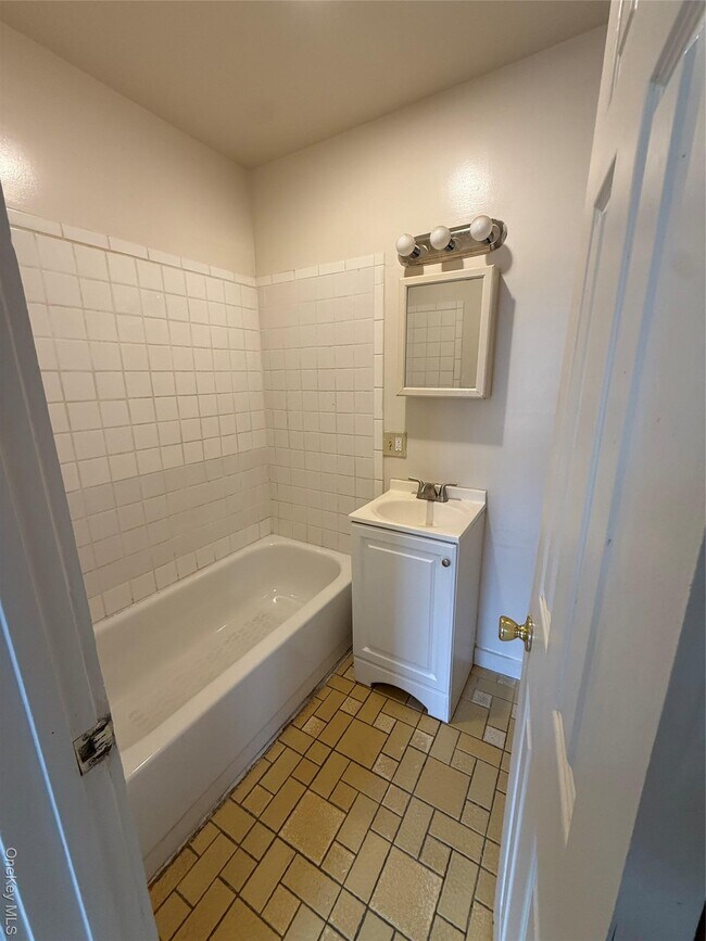 Building Photo - 2314-2330-2330 County Rd 83