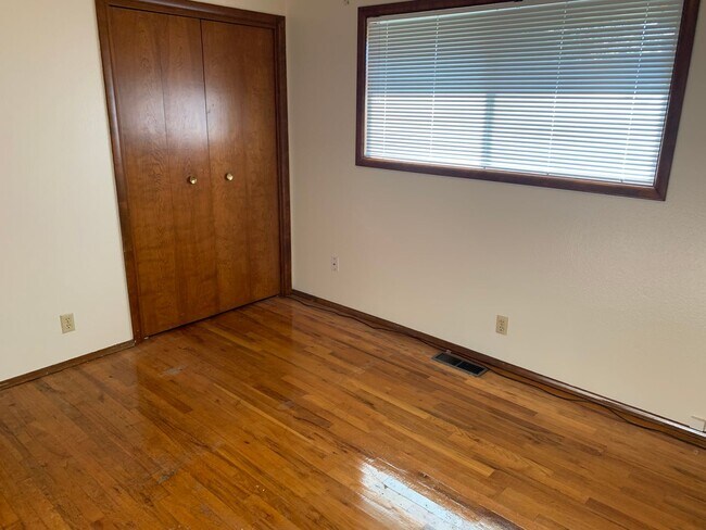 Building Photo - Single Story House in Stayton