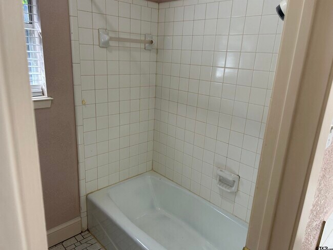 Building Photo - 4615 Edinburgh Dr