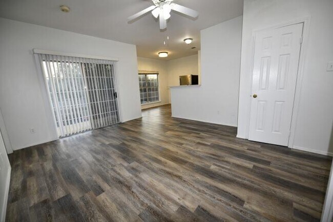 Building Photo - 1 bedroom in Plano TX 75093