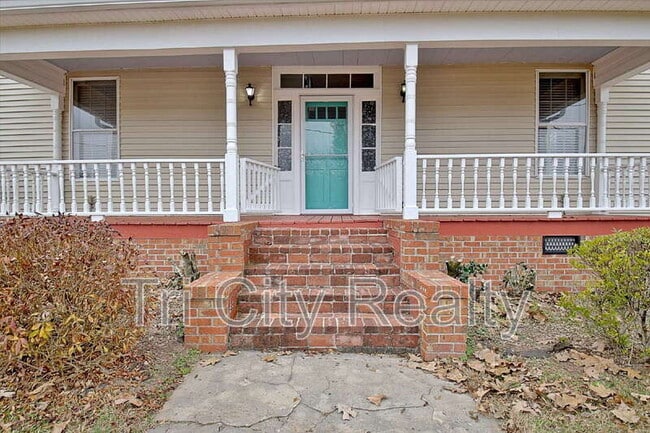 Building Photo - 115 Church Aly