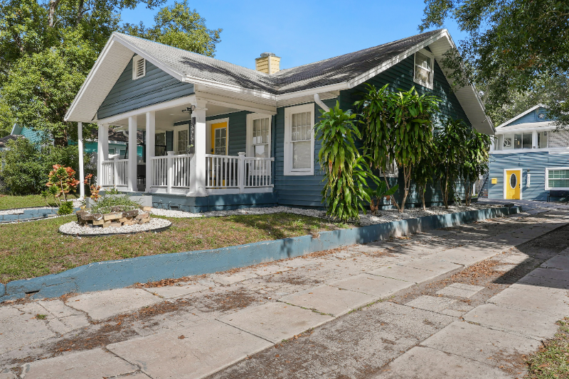 Building Photo - 1829 Hollenbeck Dr
