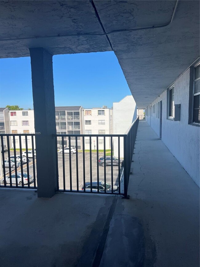 Building Photo - 14170 SW 84th St