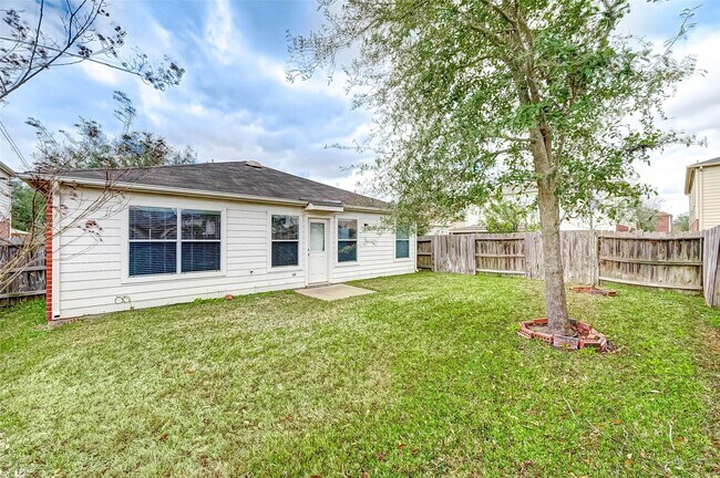 Building Photo - 10607 Sugar Trace Dr