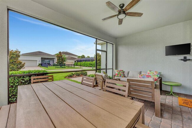 Building Photo - 11616 Golden Bay Pl