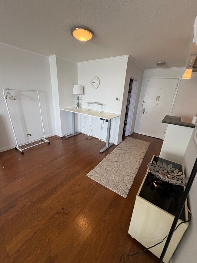 Building Photo - 151 Tremont St