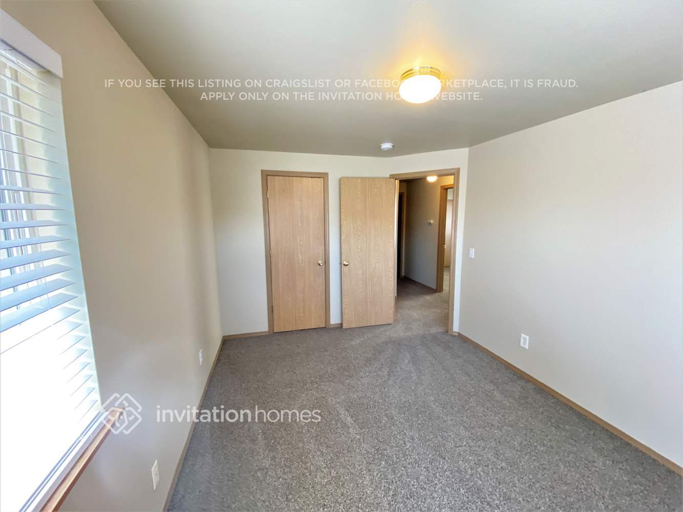 Building Photo - 19504 12th Ave Ct E