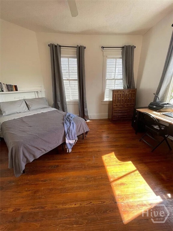 Building Photo - 2206 Barnard St