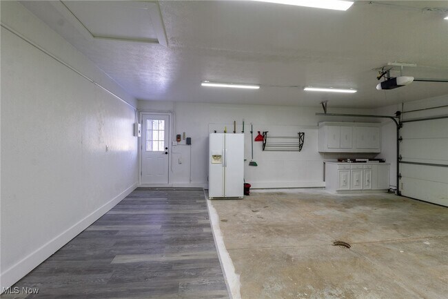 Building Photo - 24434 Emmons Rd