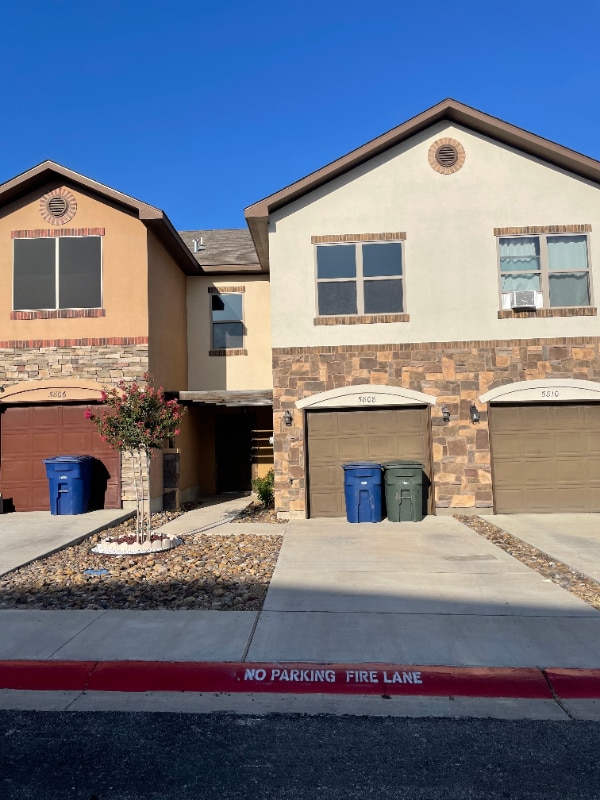 Building Photo - 5808 Montevista Dr