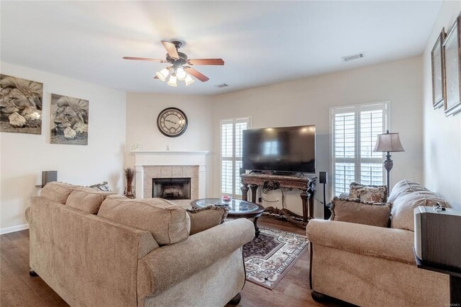 Building Photo - 3909 Brookshire Way