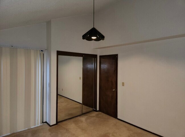 Building Photo - Lynnwood
