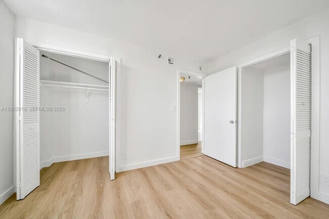 Building Photo - 501 SW 1st St