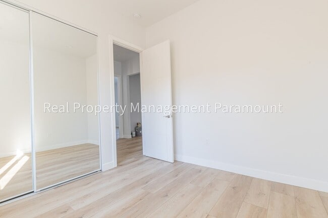 Building Photo - 3 Bed 2 Bath for rent
