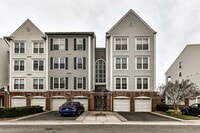 Building Photo - 275 S Pickett St