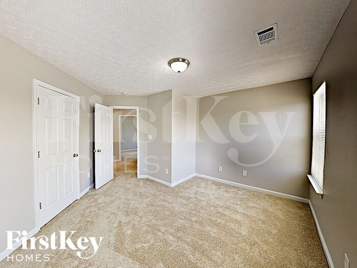 Building Photo - 504 Springmoor Ct