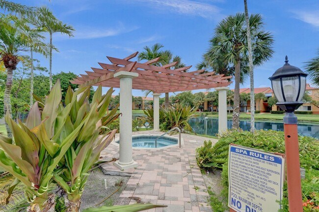 Building Photo - 3 BED/2BATH