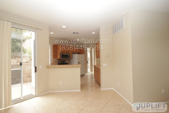 Building Photo - 3 Bed, 2.5 Bath Condo in Cornerstone Scrip...