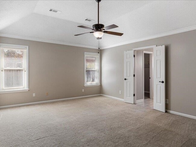 Building Photo - 615 Jockey Cove