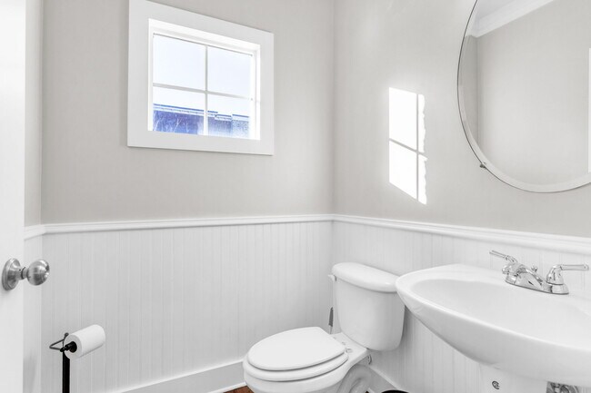 Powder Room - 769 Liberty Commons Dr NW