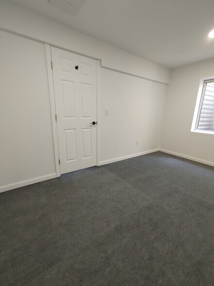 Building Photo - 10593 Joplin St