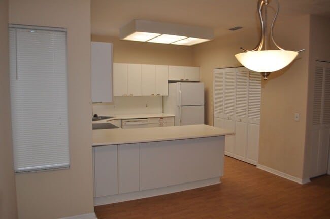 Building Photo - 2 Bedroom 2 Bath in Plantation Bay in Ormond Beach
