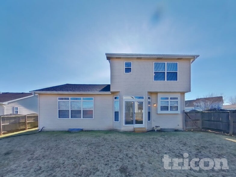 Building Photo - 7217 Sutherland Ct