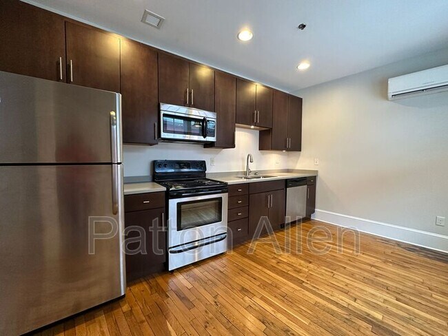 Building Photo - 444 Haywood Rd