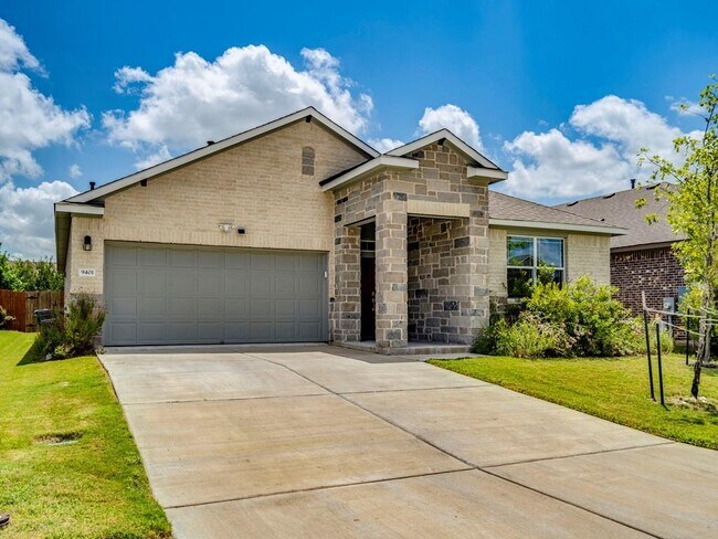 Building Photo - 9401 Margaret Jewel Ln