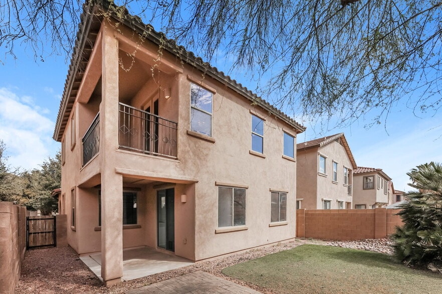 Building Photo - 462 E Calle De Ocaso